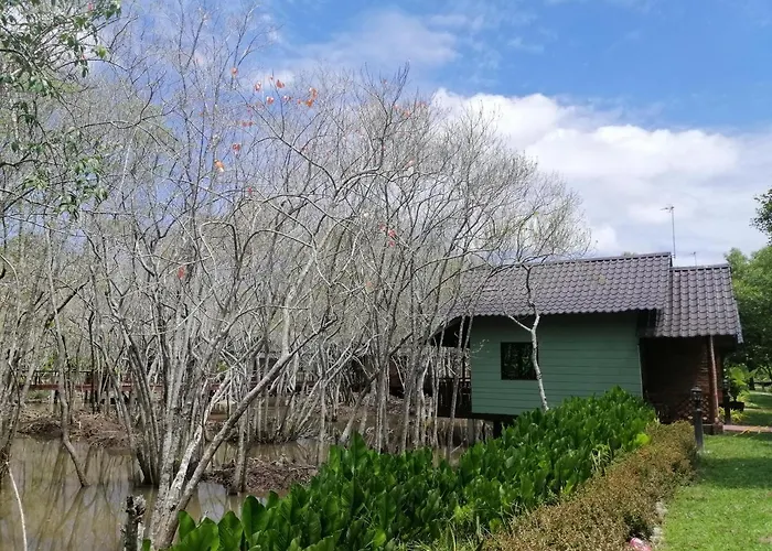 Api-Api Eco Chalet